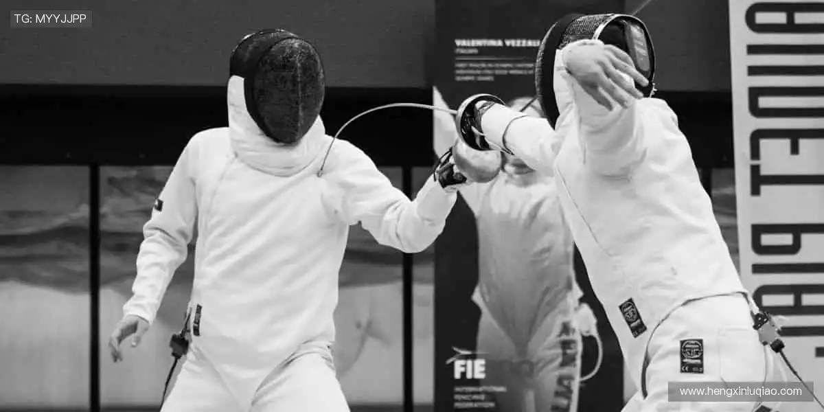 从训练场到直播间,我们与你同在!🏟️📱