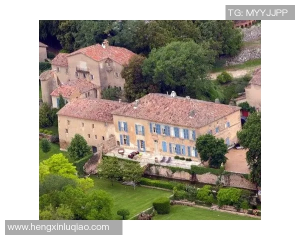 法国足球明星豪宅揭秘奢华生活背后的故事与设计理念 法国足球明星豪宅揭秘奢华生活背后的故事与设计理念